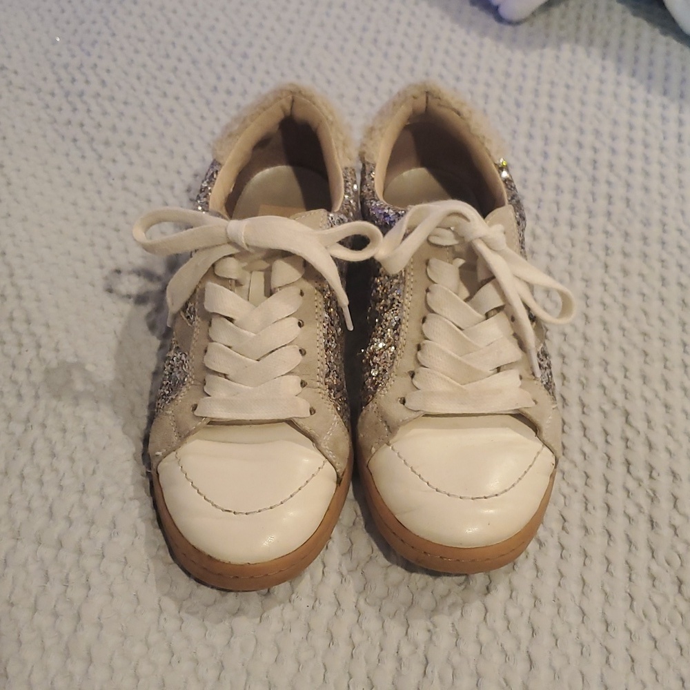 Dolce Vita Sneakers 7.5 (#12)